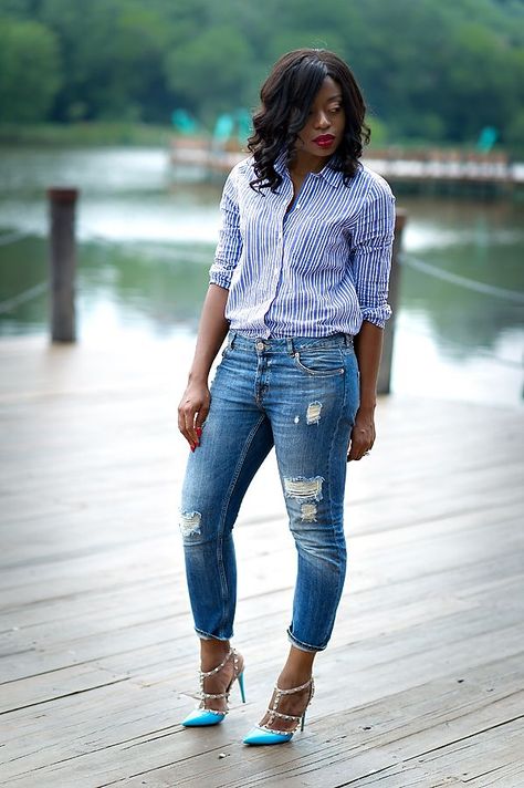 Jadore Fashion, Navy Striped Shirt, Town Center, Girlfriend Jeans, Valentino Rockstud, Great Week, Fashion Board, Fashion Bloggers, Fashion Classy