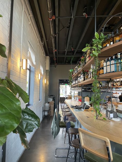 #coffeeshop #la #losangeles #storyinspo Los Angeles Coffee Shops, La Coffee Shops, Los Angeles Coffee, Los Angeles Aesthetic, Coffee Shops Interior, Los Angles, Coffee Culture, Cafe Interior Design, Good Morning Coffee