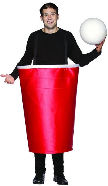 You'll be sinkin and drinkin this year when you slip on the Beer Pong Costume!   Our Flip Cup Costume includes:  * Giant red cup tunic * Inflatable oversized ping pong ball Beer Pong Halloween Costume, Beer Pong Costume, Solo Cups Party, Beer Pong Cups, Costume Homemade, Beer Costume, Birthday Themes For Adults, Funny Party Games, Red Beer