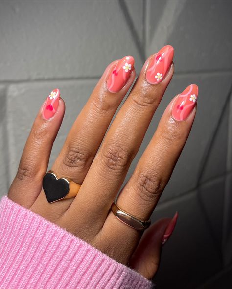 Decided to go with the flow yesterday, and these came out so cute!🥰🫶🏾 . Shades used: • pink slush, twirl, vaporwave @ilnp *pr . . . #nails #nailart #nailinspo #nailartinspo #summernails #pinknails #diynails #nailsofinstagram #naildesign #nailsnailsnails #ilnp #nailsdaily #naillove #nailtheegram Pr Nails, Go With The Flow, Nails Nailart, Diy Nails, Pink Nails, Nail Inspo, Summer Nails, So Cute, Nail Designs