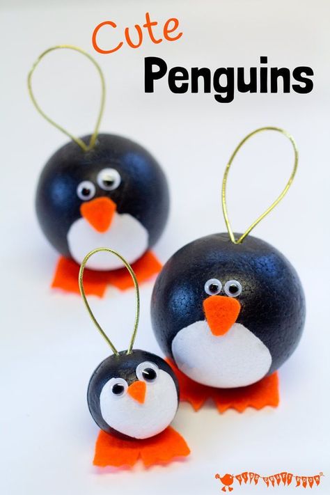 Cute Penguins! Have fun with this adorable round penguin craft. They make fabulous penguin ornaments for Christmas and are fun for Winter Small World play too. Diy Christmas Baubles, Ornaments Diy Kids, Penguin Christmas Ornaments, Penguin Crafts, Penguin Craft, Kids Craft Room, Penguin Ornaments, Cute Penguin, Winter Crafts For Kids