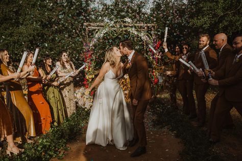 This Funky 70s Inspired Wedding is a Modern Blast From the Past | Junebug Weddings 1970s Wedding Reception, 1970s Inspired Wedding, 70s Beach Wedding, 70s Inspired Wedding Photos, 70s Wedding Vibe, Rustic Retro Wedding, 70s Wedding Party, 70s Wedding Decorations, 70s Backyard Wedding