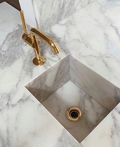 Waterworks on Instagram: “Universally versatile: Our .25 bar faucet is the epitome of modern luxury in a project by @geminteriorsii. #WaterworksKitchen #HomeBar” Waterworks Kitchen, White Marble Sink, Stone Bathroom Sink, Marble Bar, Bar Faucet, Stone Bar, Bar Faucets, Marble Sinks, Bar Sink