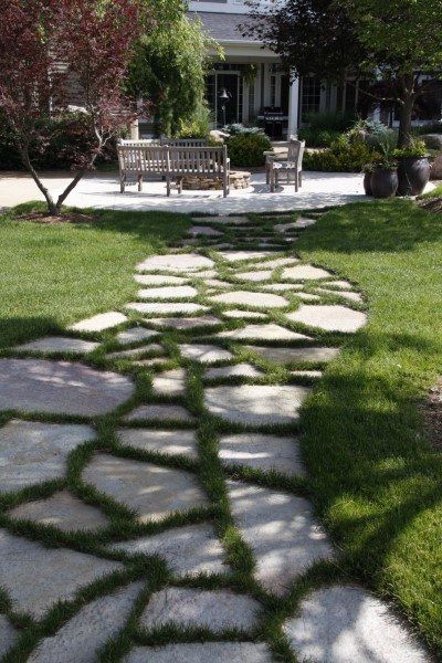 Top 70 Best Walkway Ideas - Unique Outdoor Pathway Designs Green Backyard, Backyard Walkway, Walkway Landscaping, Garden Stepping Stones, Stone Walkway, Garden Walkway, Stone Path, Landscape Designs, Have Inspiration