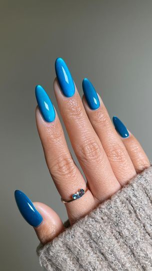 Azure Dragon, Colors Show, Dragon Year, Fresh And Clean, Blue Crystals, Nails, Crystals, Blue