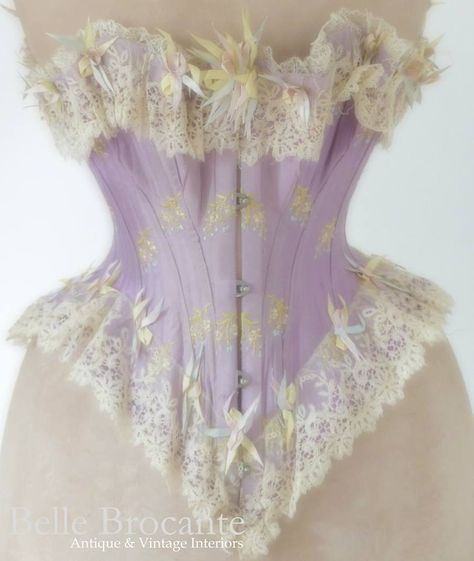 Belle Brocante Lavender Corset, Lavender Decor, Pink Corset, Lace Tights, Dress Forms, Pearl And Lace, Themed Outfits, Historical Fashion, Antique Style