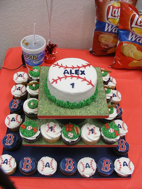 Mi galeria Baseball Birthday Cake, Baseball Birthday Cakes, Birthday Thoughts, Birthday Cake And Cupcakes, Baseball Theme Birthday, Baseball Cake, Baseball Theme Party, Baseball Birthday Party, Cake And Cupcakes