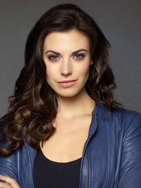 Megan Ory, Meghan Ory, Chesapeake Shores, Max Irons, Stiles Teen Wolf, Ouat Cast, Black Dagger Brotherhood, Terry Richardson, Female Face Claims