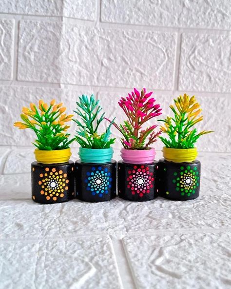 Swipe 👈 Fevicryl Acrylic Colour Bottles Turned into Cute Mandala Planters😍 . . Show thoda LOVE and thoda SUPPORT @kraftykinni 😍 . . Dm for Order 😉😉 . . #acryliccolourbottle #hobbyideasindia #keepcreating #bottleartlover #easydiy #bottleartlovers #bottle_art_lovers #bottlepainting #mandalaart #bestoutofwaste #reuse #mygovindia #fevicrylcolors [Fevicryl, Acrylic colours, Mandala art, Dot mandala art, Bottle art, Easy diy, DIY, Planter, Reuse, Recycling, Best out of waste] Acrylic Paint Bottles Diy Ideas, Dot Painting On Bottles, Painting Bottles Diy Ideas, Mandala Art Bottle, Bottle Art Ideas Paint, Mandala Art On Bottle, Mini Bottle Art, Bottle Art Easy, Mandala Art Dot