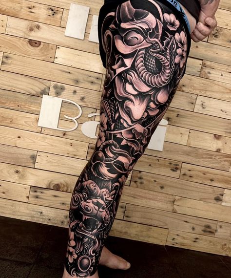 Japanese Leg Sleeve Tattoo Men, Beau Tattoo, Tattoo Full Leg, Full Leg Tattoo, Japanese Tatto, Samurai Tattoo Sleeve, Japanese Leg Tattoo, Tiger Tattoo Sleeve, Foo Dog Tattoo