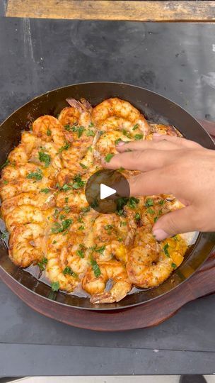 784K views · 27K reactions | Smoked lemon butter shrimp | Smoked lemon butter shrimp #shrimprecipes #shrimp | By Miguels cookingwithfire | Facebook Shrimp Lemon Butter, Miguels Cookingwithfire, Shrimp Ideas, Lemon Butter Shrimp, Smoked Garlic, Smoked Shrimp, Buttered Shrimp Recipe, Lemon Garlic Butter Shrimp, Lemon Shrimp