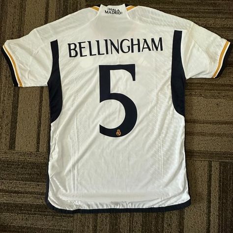 Bellingham Real Madrid Jersey Real Madrid Clothes, Madrid Jersey Outfit, Real Madrid Jersey Outfit, Real Madrid T Shirt, Soccer Wishlist, Bellingham Jersey, Bellingham Real Madrid, Real Madrid Kit, Madrid Outfits