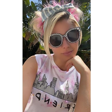 Alexa Bliss Selfie, Alexis Bliss, Becky Wwe, Lexi Kaufman, Paige Wwe, Disney Magic Bands, Best Instagram Photos, Best Selfies, Raw Women's Champion