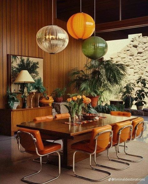 Rustic Art Deco Interior Design, Apartment 70s, 70s Apartment Aesthetic, 1960 Interior Design, 1960s Interior, 70s Living Room, Retro Dining Rooms, 70s Interior, Mid Century Modern Interior Design