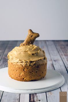 Peanut Butter and Apple Pupcake | Chew Town Food Blog Apple Dog Cake, Dog Birthday Cake Recipe, Peanut Butter Apple, Dog Cake Recipes, Apple And Peanut Butter, Puppy Cake, Dog Birthday Cake, Peanut Recipes, Diy Dog Treats