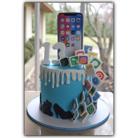 Mobile Phone Cake Designs, Spotify Cake Ideas, Iphone Cake Ideas Birthdays, Phone Cake Birthday, 13th Birthday Cake Ideas For Girls 13, Phone Birthday Cake, Instagram Cake Ideas, Iphone Birthday Cake, 13th Birthday Cake Ideas