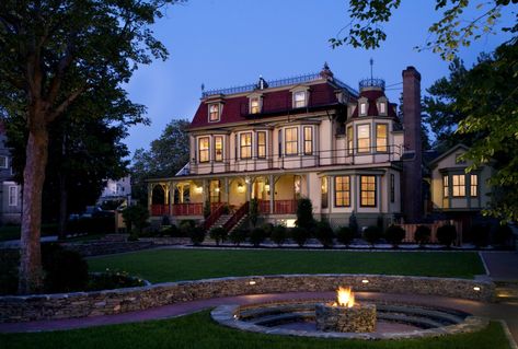 It's about time for a weekend getaway, isn't it? Best Bed And Breakfast, Romantic Bed And Breakfast, New England Road Trip, Bed And Breakfast Inn, Romantic Hotel, Quick Getaway, Victorian Mansions, Newport Rhode Island, Newport Ri