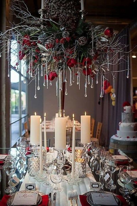 Christmas Chandeliers, Christmas Chandelier Decor, Table With Candles, Christmas Chandelier, Luxury Christmas, Indoor Christmas Decorations, Christmas Tablescapes, Christmas Mantels, Elegant Christmas