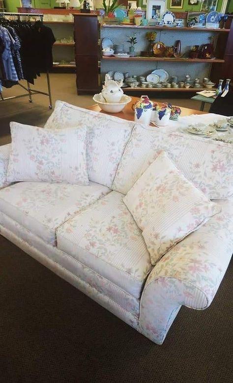 This white, floral loveseat is as elegant as it is comfy.  $100 Floral Loveseat, Floral Couch, Small Loveseat, White Couch, White Couches, Room Closet, Dream Apartment, Home Bedroom, Love Seat