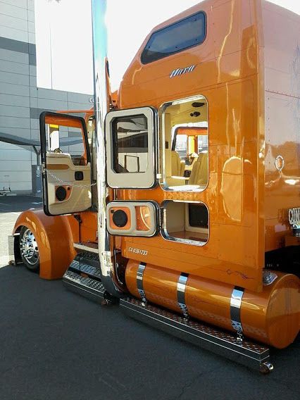 Truk Besar, Custom Big Rig, Customised Trucks, Dually Trucks, Scania V8, Custom Big Rigs, Show Trucks, Kenworth Trucks, Truck Interior