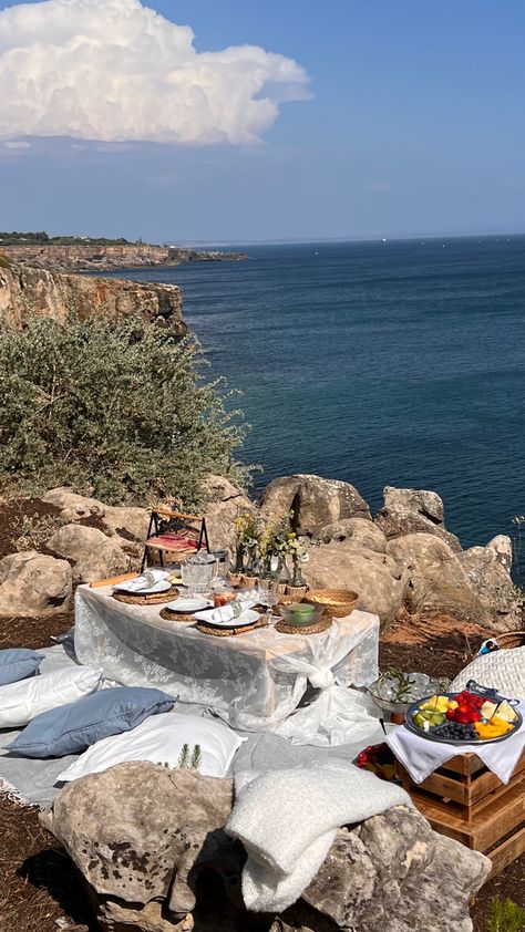 Cliff Proposal, Cliff Aesthetic, Aesthetic Picnic, Picnic Ideas, Perfect Proposal, She Said Yes, The Cliff, Picnic Foods, Lisbon Portugal