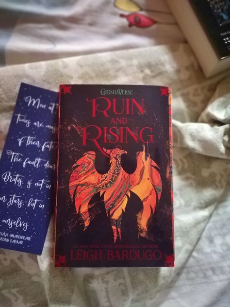 Ruin And Rising Book Cover, Ruin And Rising, Sun Summoner, The Darkling, Book Recs, Leigh Bardugo, Books Aesthetic, Christmas 2022, Christmas 2023