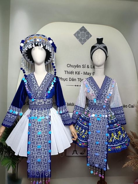 Hmong Dress, Hmong Outfit, Outfit Traditional, Hmong Fashion, Hmong Embroidery, Hmong Clothes, Cultural Events, Traditional Costume, Komplette Outfits