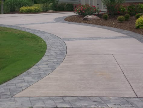 DRIVEWAY WITH STAMPED CONCRETE Stamped Concrete Designs, Stamped Concrete Driveway, Driveway Pavers, Patio Paving, Island Garden, Asphalt Driveway, Paver Designs, Concrete Patio Designs, Outdoor Paving