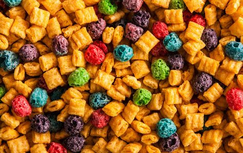 Cap’N Crunch is a popular brand of children’s cereal that currently comes in eight varieties, including Peanut Butter Crunch and Crunch Berries, but are any of these cereals vegan? All of the Cap’N Crunch cereals are vegan except for Sprinkle Doughnut Crunch, which contains confectioner’s glaze. Cap’N Crunch Ingredients Cap’N Crunch Corn Flour, Sugar, Oat … Captain Crunch Berries, Captain Crunch Cereal, Berry Cereal, Cereal Flavors, Captain Crunch, Crunch Berries, Peanut Butter Crunch, Capn Crunch, Berry Breakfast