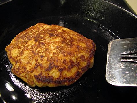 A pot o’ beans. I was talking food with my hired men one day recently and one of them mentioned their mother making bean cakes. Because I’m quirky like that about obscure back country recipes, I was completely struck by “bean cakes” and had to grill him to the ground about what exactly this bean … Bean Fritters Recipe, Bean Cakes Recipe Pinto, Unique Bean Recipes, Leftover Beans Recipes, Leftover Pinto Bean Recipes, Bean Patties Recipe, Bean Cakes Recipe, Homemade Patties, Appalachian Cooking