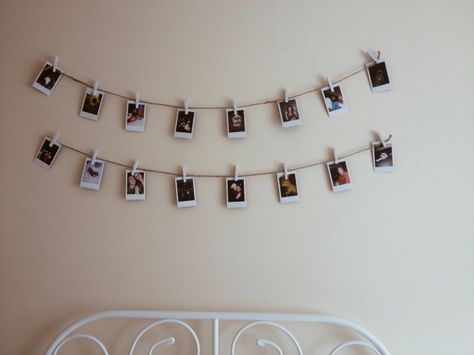 Photo Clothesline, Colorful Room Decor, Girly Room Decor, Diy Room Decor Videos, Polaroid Wall, Diy Room Decor For Teens, Scrapbook Book, Room Redesign, Bedroom Decor Inspiration