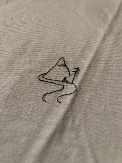 Mountain icon I stitched on a Tshirt for my boyfriend! #stitching #embroidery Embroidery Tshirt For Boyfriend, Tshirt Stitching Ideas, Mountain Embroidery Simple, Simple Embroidery Tshirt, Masculine Embroidery Designs, Manly Embroidery, Embroidery Mountains Simple, Embroidery Designs Men, Embroidery Ideas For Men