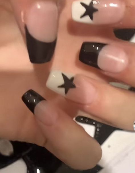 It's time to shoot for the stars with the following trending star nails for winter 2023. Nail Ideas For Concert, Conan Gray Nails Ideas, Conan Gray Nails, French Tips With Stars, Nails For Winter 2023, Soft Grunge Nails, Nails Stars, Nails For Winter, Concert Nails