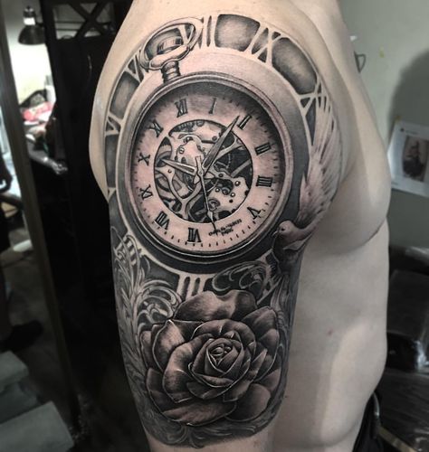 Bit different w the watch inside the clock-bri Tato Jam, Time Piece Tattoo, Clock Tattoos, Mechanic Tattoo, Compass Tattoo Design, Clock Tattoo Design, Koi Tattoo, Bicep Tattoo, Tattoo Now