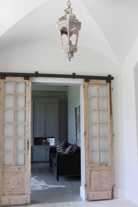 Sliding Vintage Doors Interior French Doors, Interior Sliding Barn Doors, Barn Door Designs, Vintage Doors, Dekorasi Kamar Tidur, Door Designs, Open Door, French Doors Interior, Old Doors