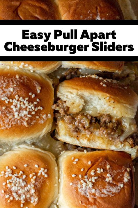 Cheeseburger sliders on Hawaiian rolls. Easy Burger Sliders, Oven Sliders, Sliders With Hawaiian Rolls, Sliders Recipes Hamburger, Ground Beef Sliders, Sliders Recipes Beef, Sliders Easy, Sliders Recipes Hawaiian Rolls, Hamburger Sliders