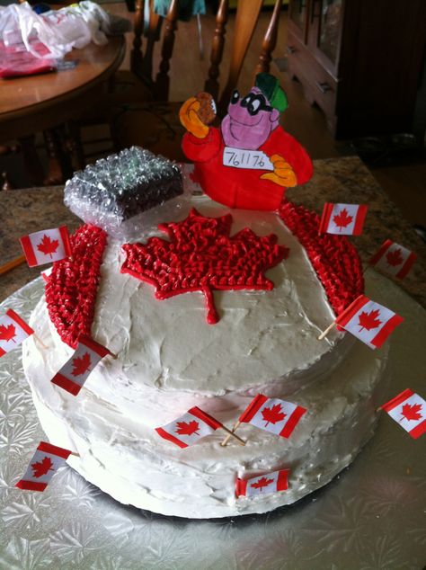 Welcome to Canada cake for Terren's cousins Canada Cake, Welcome To Canada, Cake