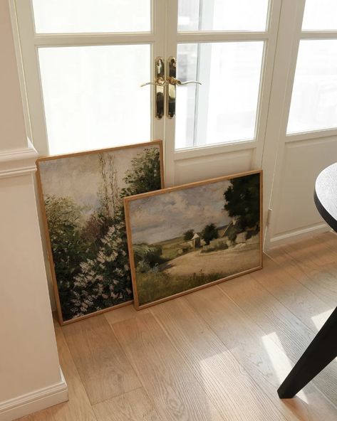 Vintage Art Inspiration, Framing Vintage Photos, Landscape Gallery Wall, Modern Traditional Design, Home Nails, Cool Room Decor, Nails Home, American Farmhouse, Makeover Before And After