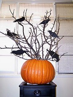 Halloween Crafts For Kids To Make, Halloween Fest, Casa Halloween, Fun Halloween Crafts, Spider Halloween, Adornos Halloween, Halloween Porch, Halloween Diy Crafts, Halloween Displays