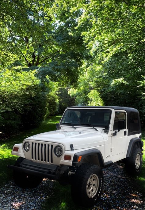 1997 TJ Jeep Wrangler in white with a black hard top - clean white car in a forest on a single car path - off road car - lifted car Old Jeep Aesthetic, White Jeep Wrangler Aesthetic, Jeep Wrangler White, Jeep Wrangler Girly, Violet Core, Old Jeep Wrangler, Jeep Hard Top, White Jeep Wrangler, White Wrangler