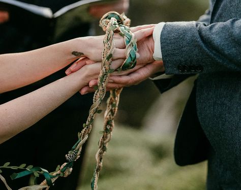 The Bride Wore a Blue Floral Dress for This Coastal Cliffside Elopement in Ireland Irish Red Hair, Irish Wedding Dresses, Cliffside Elopement, Ireland Elopement, Wedding Engagement Ideas, Mini Wedding Cakes, Irish Ring Claddagh, Beautiful Wedding Ideas, Viking Wedding