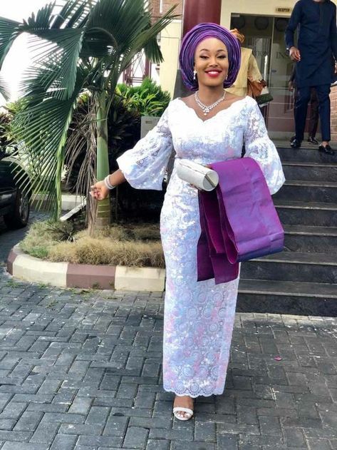 White Iro And Buba Styles Lace, Iro And Blouse Lace Styles Latest 2022, White Lace Iro And Blouse Styles, Iro And Blouse Lace Styles Latest Iro And Blouse Lace Styles Latest 2021, Nigerian White Wedding Dresses, Iro And Blouse Lace Styles Latest 2024, Iro Gown Style Lace For Bride, Latest White Lace Styles, White Cord Lace Styles