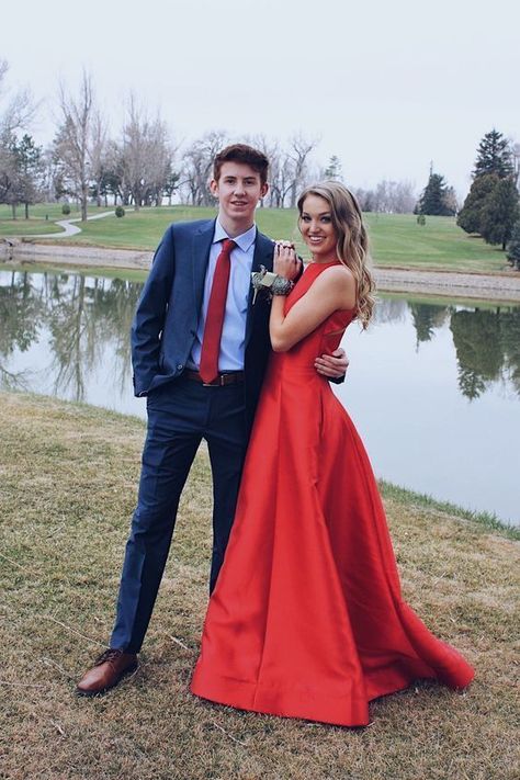 Blue Prom Couple, Red Prom Dresses Long, 8th Grade Prom Dresses, Prom Pictures Couples, Red Prom Dress Long, Prom Picture Poses, Homecoming Pictures, Red Prom Dresses, Prom Photoshoot