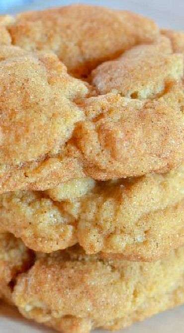 Drunken Snickerdoodle Cookies Drunken Desserts, Boozy Baking, Best Snickerdoodle Cookies, Snickerdoodle Cookies Easy, Alcoholic Desserts, Snickerdoodle Recipe, Boozy Desserts, Snickerdoodle Cookies, Snickerdoodle Cookie Recipes