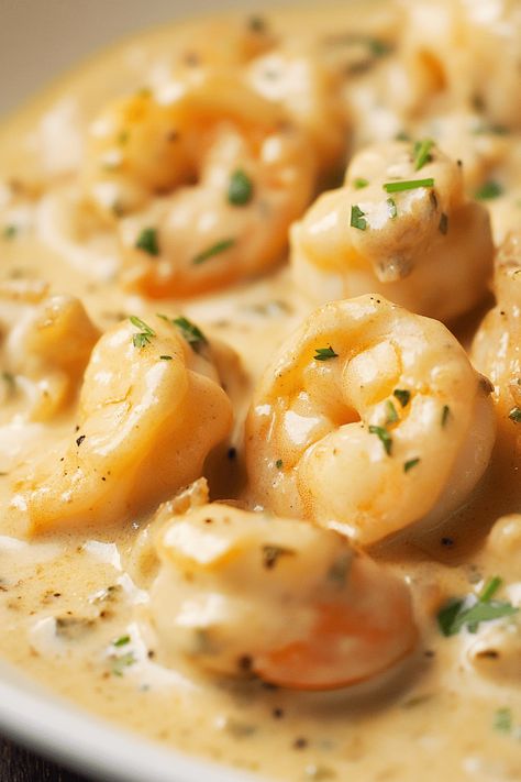 Seafood Cream Sauce Recipes, Shrimp Gravy, Shrimp Sauce Recipes, Crock Pot Shrimp, Creamy Garlic Shrimp, Buttered Shrimp Recipe, Creamy Shrimp, Shrimp Sauce, Garlic Cream Sauce