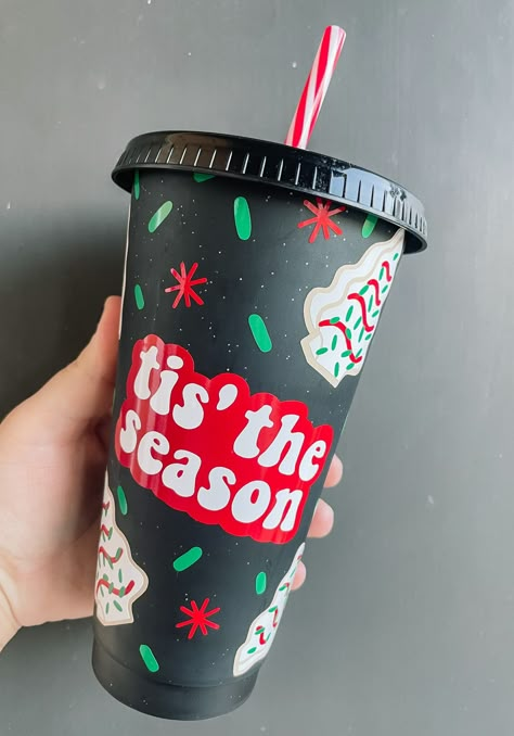 This listing is for one reusable BPA-free plastic Venti 24oz coffee cup with lid and straw. Each cup also includes personalized decals that is already applied to the cup.  * holiday straw is add on otherwise black straw is provided*  Our decals applied to the cup are made with high quality vinyl and with proper care they will last. Handwashing the cups is required.  * The cups pictured will be matte black with or without glitter, depending on inventory. If you have a large group of cups to order Cup Christmas Tree, Cold Coffee Cup, Coffee Christmas, Christmas Cups, Cute Coffee Cups, Tree Cake, Christmas Tree Cake, Tree Cakes, Custom Tumbler Cups