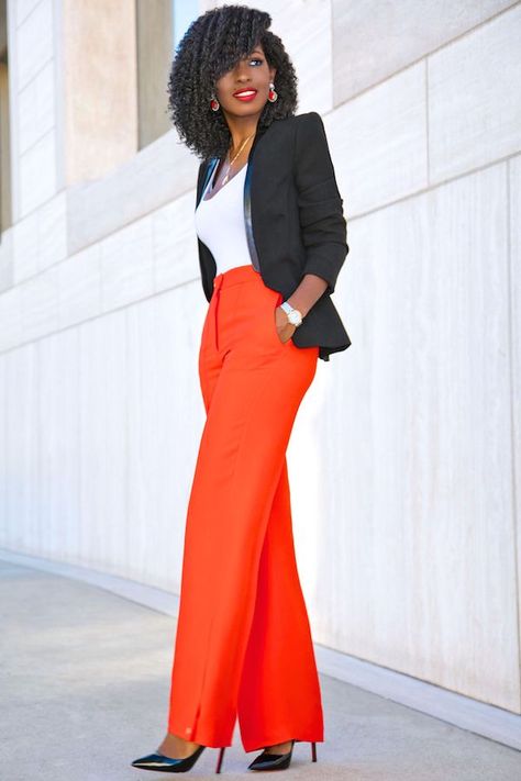 Wide Leg Pants Outfit Work, Colored Pants Outfits, Pants Outfit Work, Bright Pants, Red Wide Leg Pants, Wide Leg Pants Outfit, Wide Leg Pants Outfits, Structured Blazer, Style Pantry