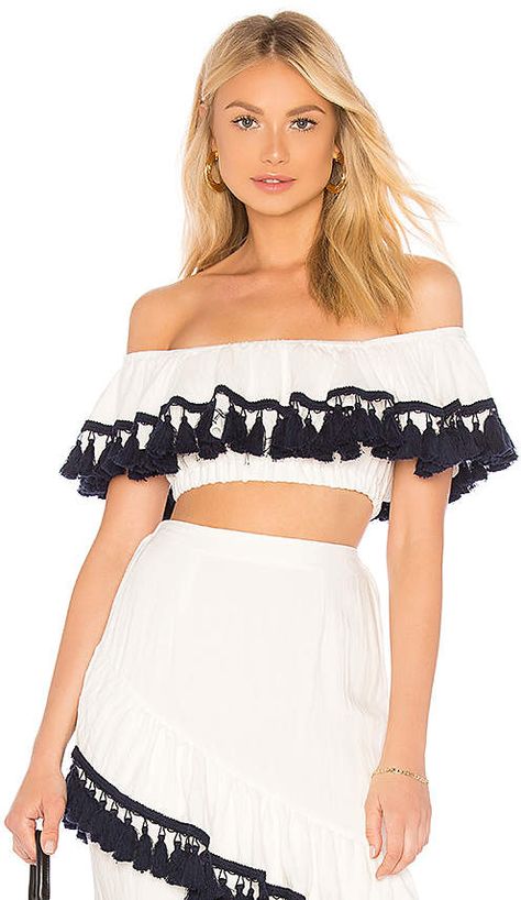 Suboo Off Shoulder Frill Top Ruffle Shoulder Top, Off Shoulder Ruffle Top, Frill Top, Chic Gowns, Frill Tops, Innovative Fashion, Off Shoulder Top, Vacation Style, Trendy Style