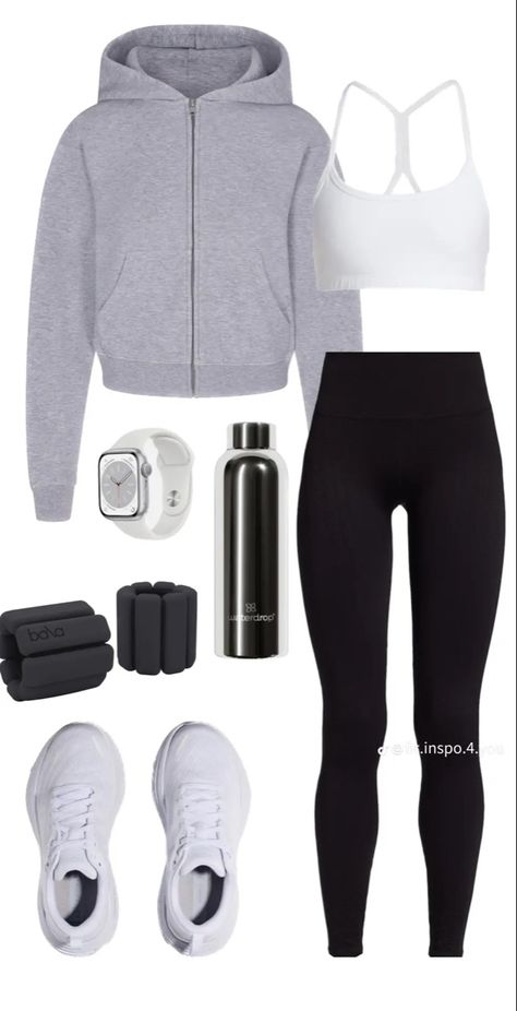 Boxer Aesthetic, Cycling Studio, Clothing Studio, Cute Gym Outfits, Chill Fits, Gym Fits, Indoor Cycling, Workout Essentials, Fashion Hacks Clothes