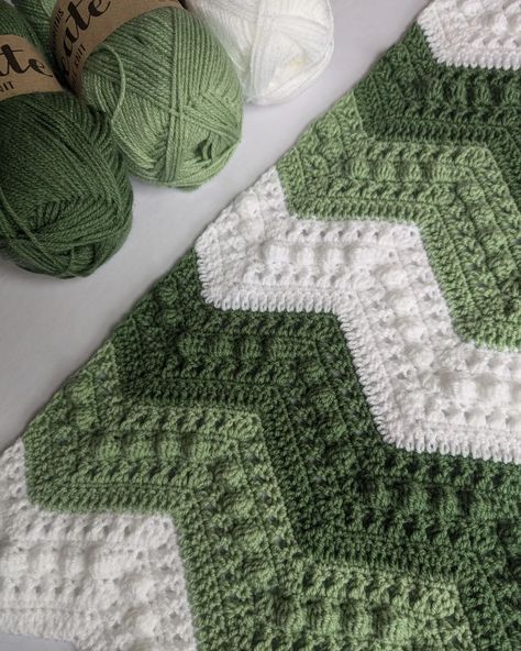 💚💚 Over half way 💚💚 . I have one more block of white and the sage shades then I'm onto the border, since everyone seems to love the edge of the blanket photo... Here's another 😂😍💚 . This gorgeous yarn was kindly gifted to me by @woolwarehouse and it's @yarnsmiths create DK in the shades white, light sage and dark sage 💚 . Pattern is the hugs and kisses blanket by the crochet crowd 💚💚 . . . #instacrochet #yarnsmithscreate #yarnlove #yarnsmith #yarnlife #crochetedge #crochetinspiration #crochet... Shades Of Green Crochet Blanket, Green Crochet Blanket Color Combos, Sage Crochet Blanket, Green And White Crochet Blanket, Dark Green Crochet Blanket, Green Crochet Patterns, Green Baby Blanket Crochet, Hugs And Kisses Blanket, Green Crochet Blanket